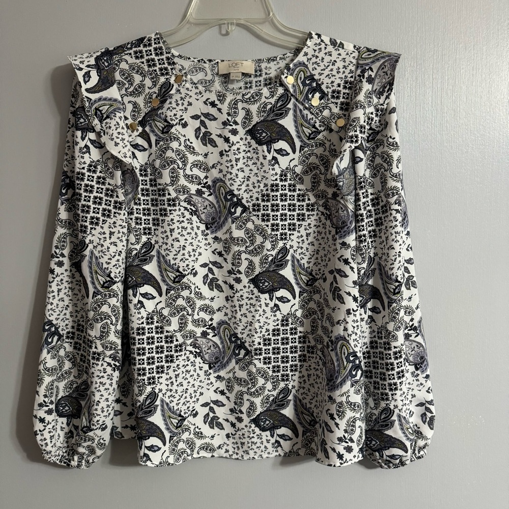 LOFT Long Sleeve Top Size Small Petite